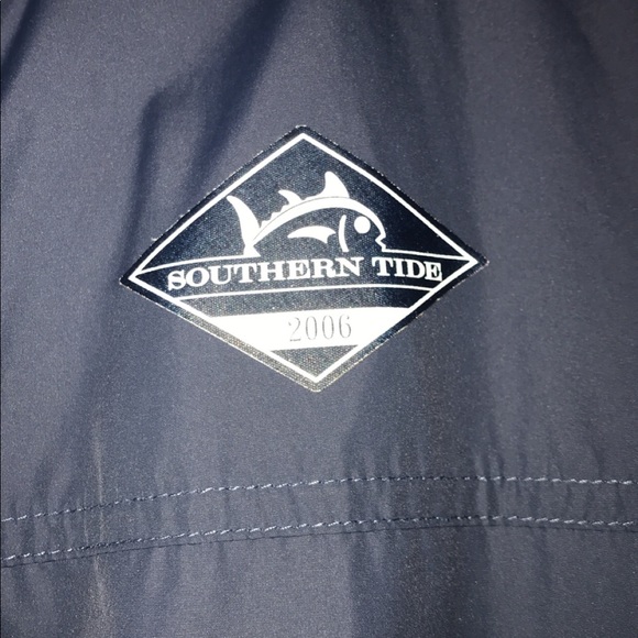 Southern tide raincoat - Picture 2 of 4